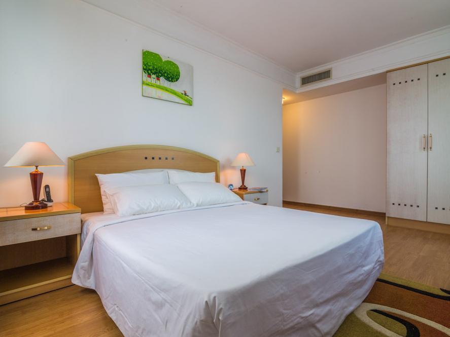 Rose Garden Residences होटल के अलावा 4*